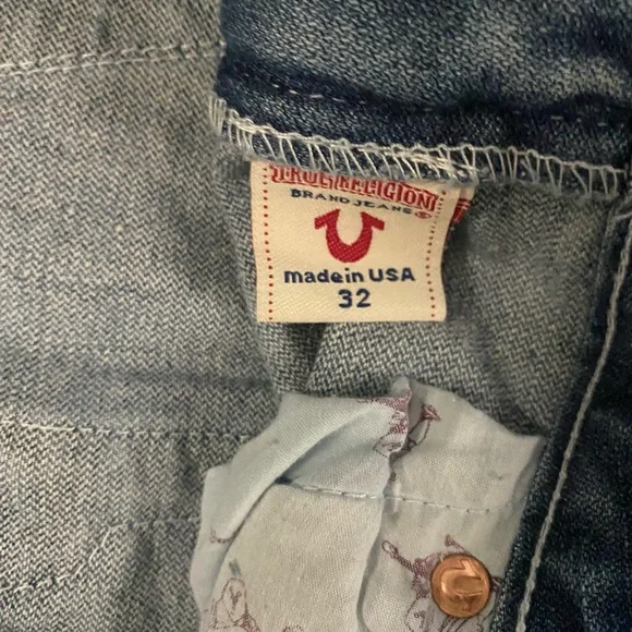 True Religion Woodstock jeans, Size 32, Distressed - Picture 5 of 10